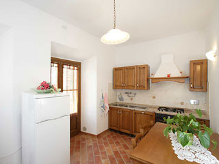 We are continually refining and adding to our portfolio of Nice Places to stay in Italy, so visit our site regularly to find somewhere just that little bit special. All our places to stay are presented with photos and descriptions taken and selected by us personally to give an impression as true to the reality as we can. All places are chosen by our team here in Italy for their combination of price, quality, charm and location. We work in partnership with family run hotels, guest houses and self-catering accommodations. This is NOT an unverified 'web portal' or online directory - we select only those places which we believe make excellent places to base a 1 week holiday or longer.